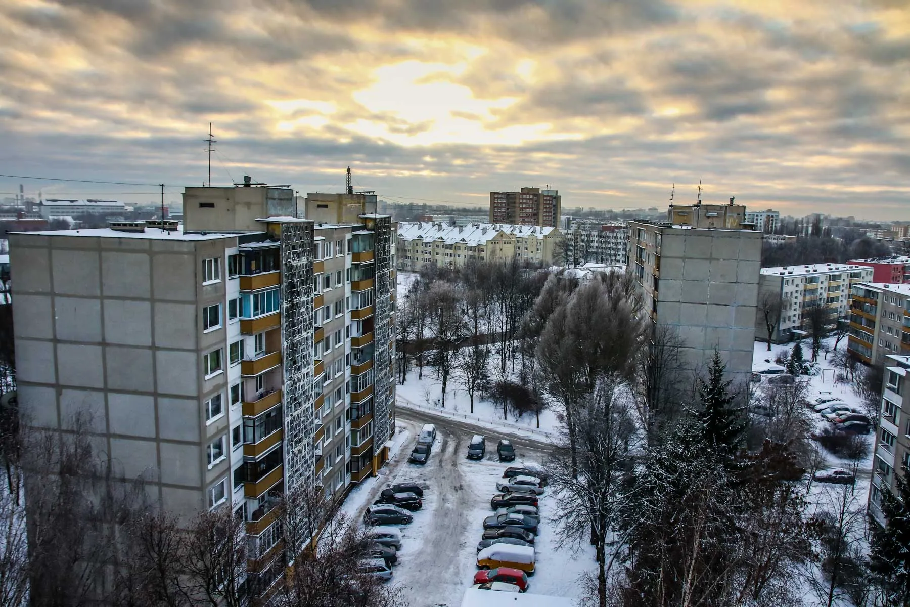 Daugiabutis V. Krėvės pr.