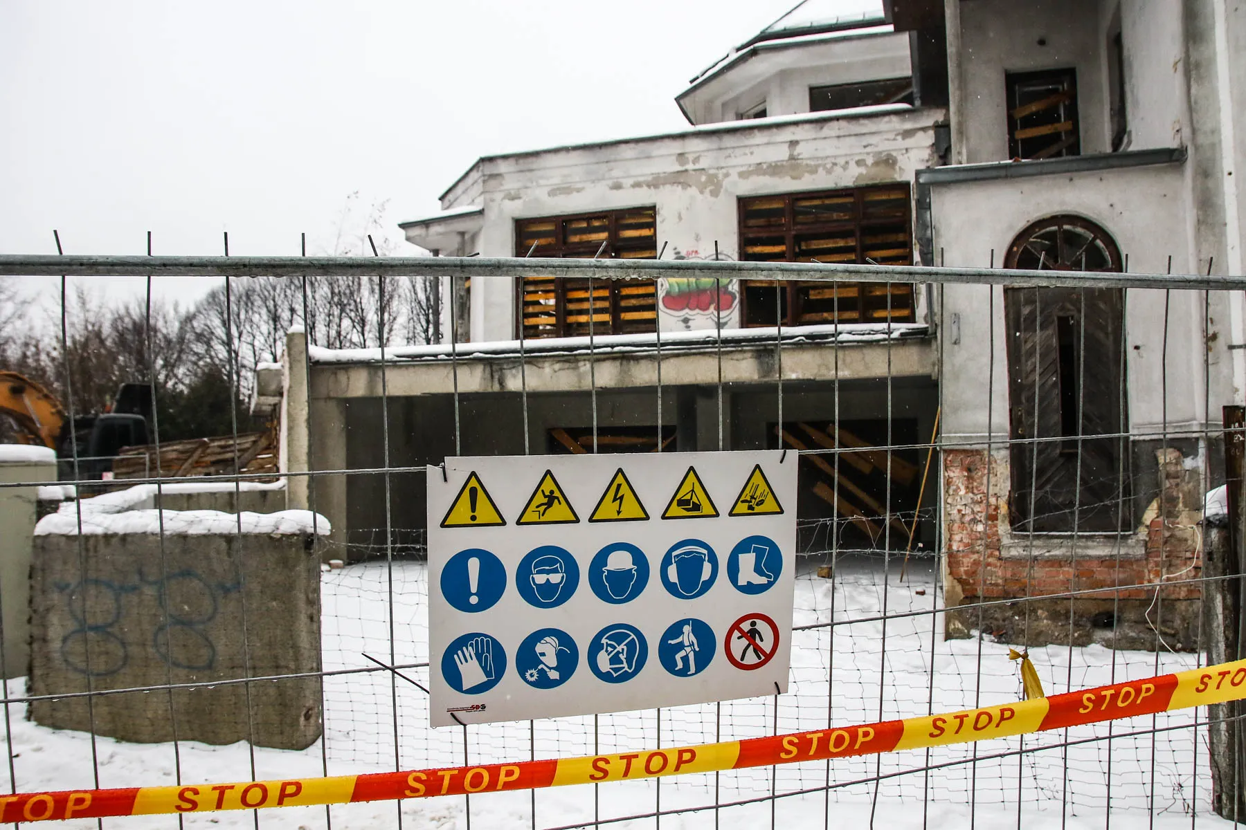 "Kauko" kavinės griovimo darbai