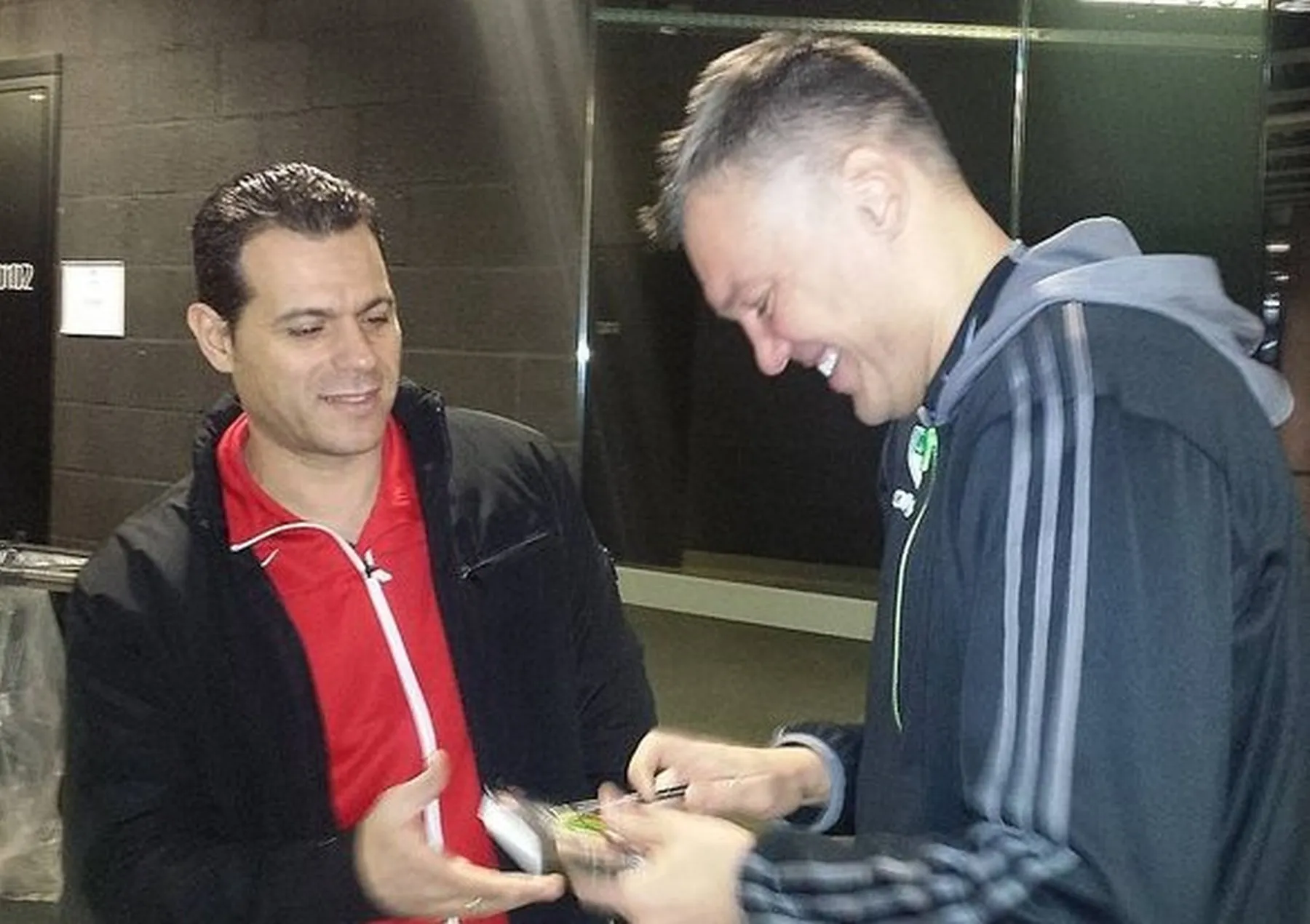 Š. Jasikevičius CSKA trenerį pasitiko su dovanomis