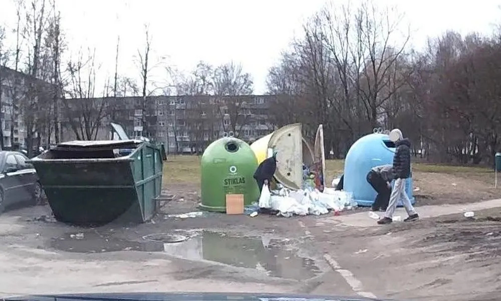 Nauja taros supirkimo sistema skatina vaikus niokoti konteinerius