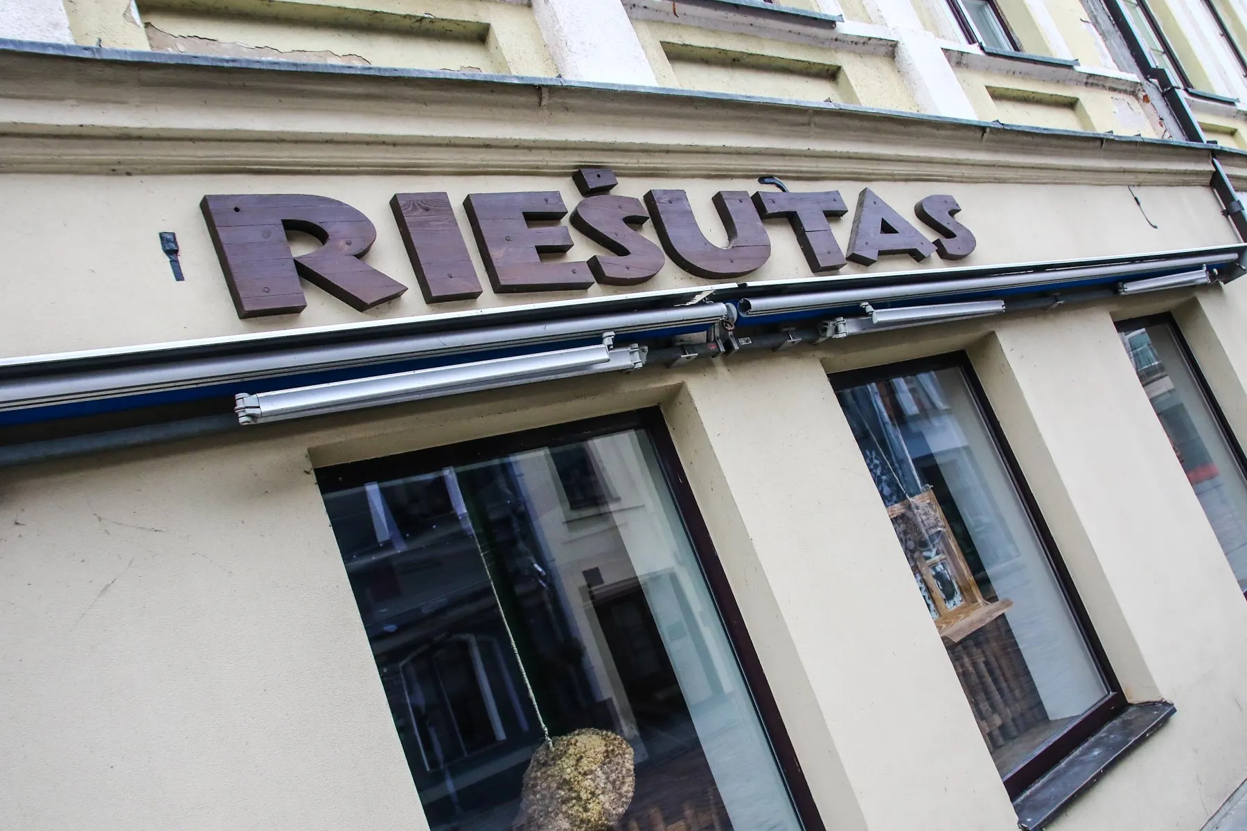 Parduotuvė Riešutas