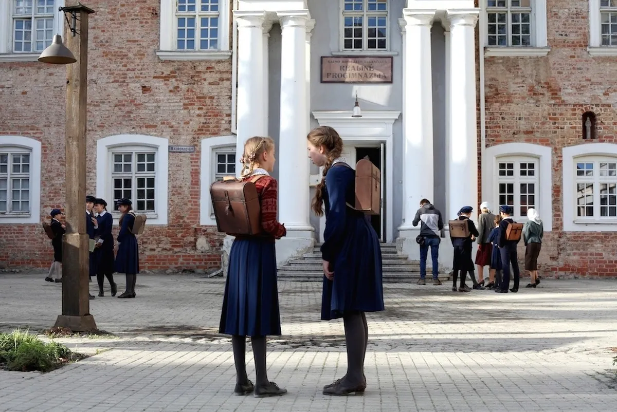 "Tarp pilkų debesų" filmavimas Kaune