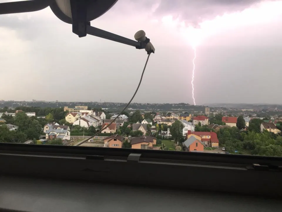 Liūtis ir trumpas škvalas Kaune