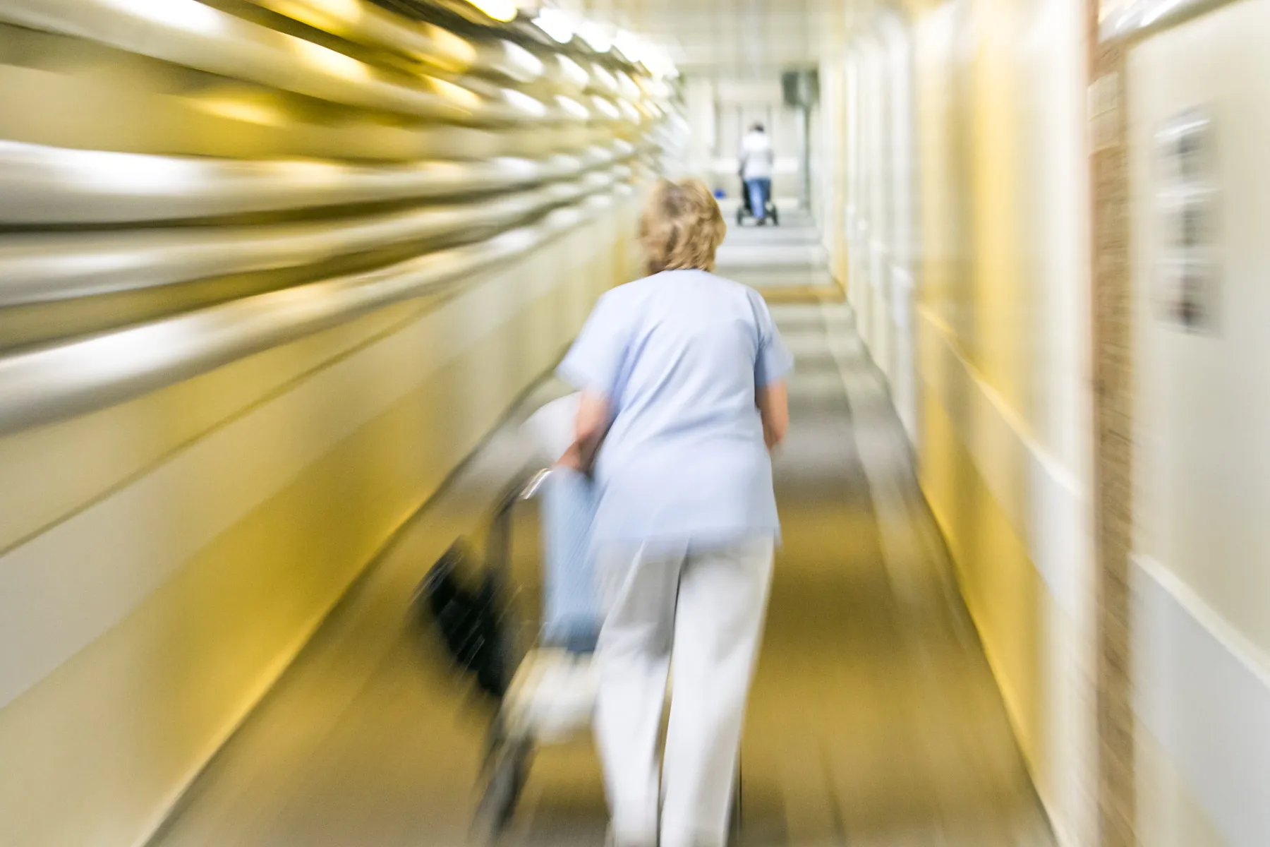 Mažametės tvirkinimas