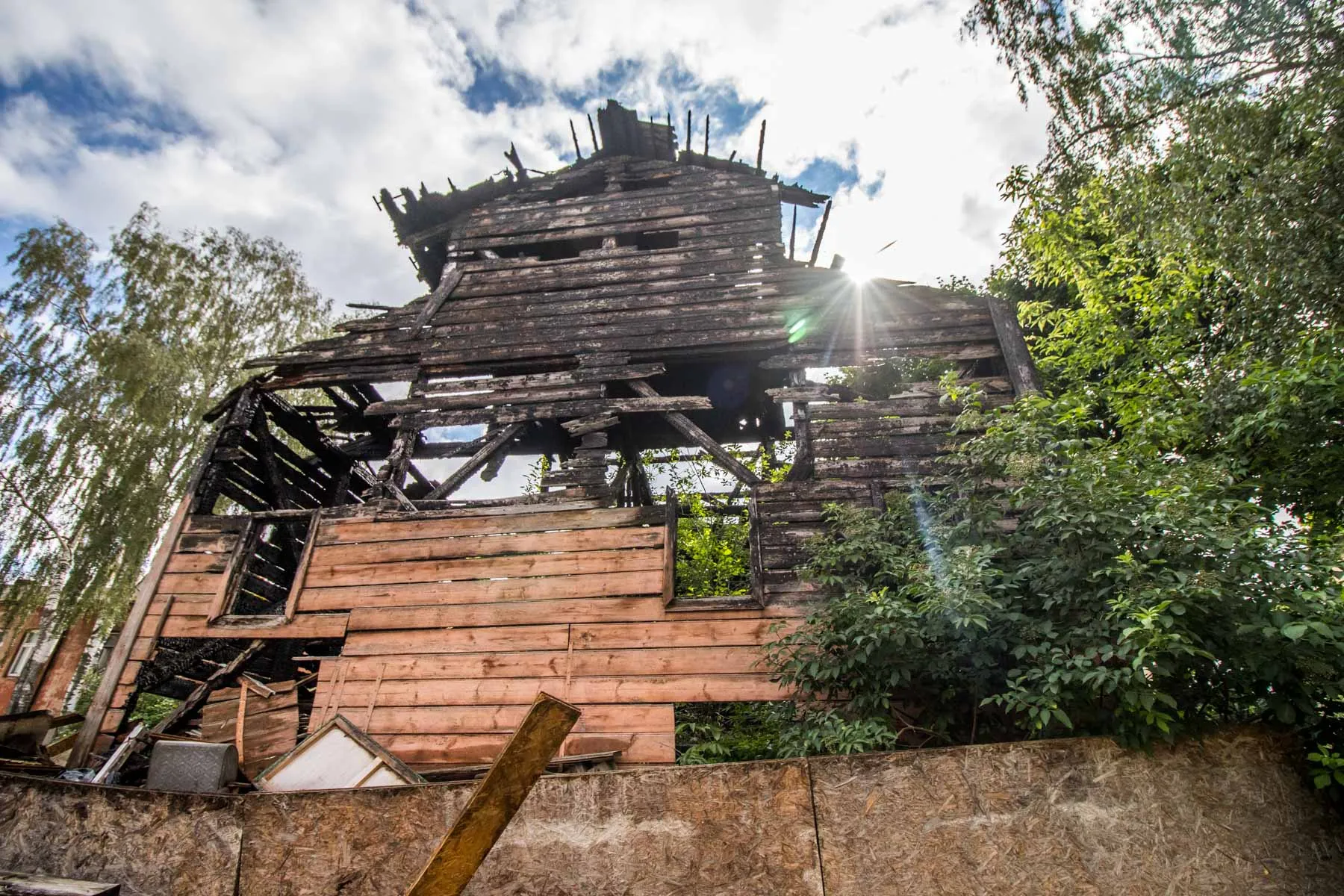 Sudegęs namas senamiestyje