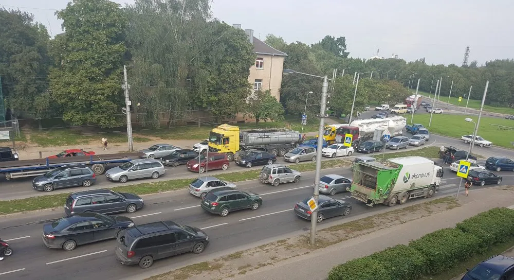 Avarija Bašausko gatvėje