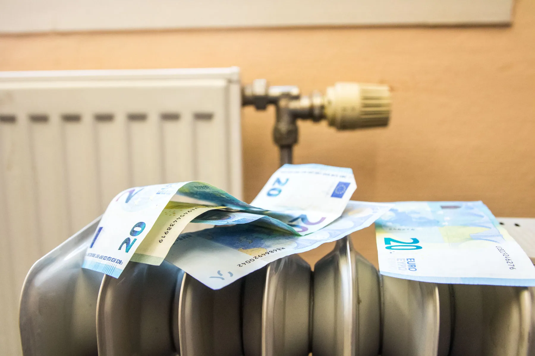 Šildymas, šilumos kaina, radiatorius