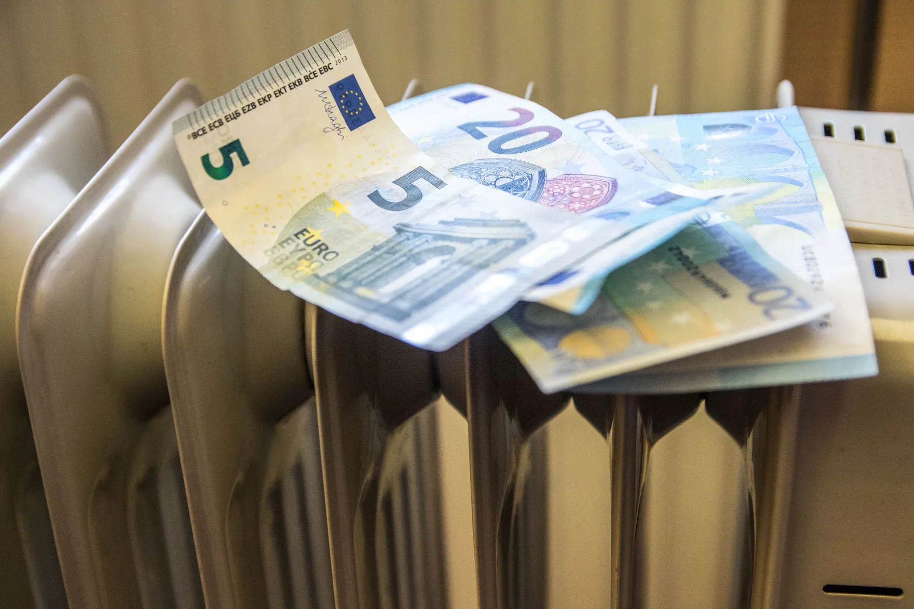 Šildymas, šilumos kaina, radiatorius