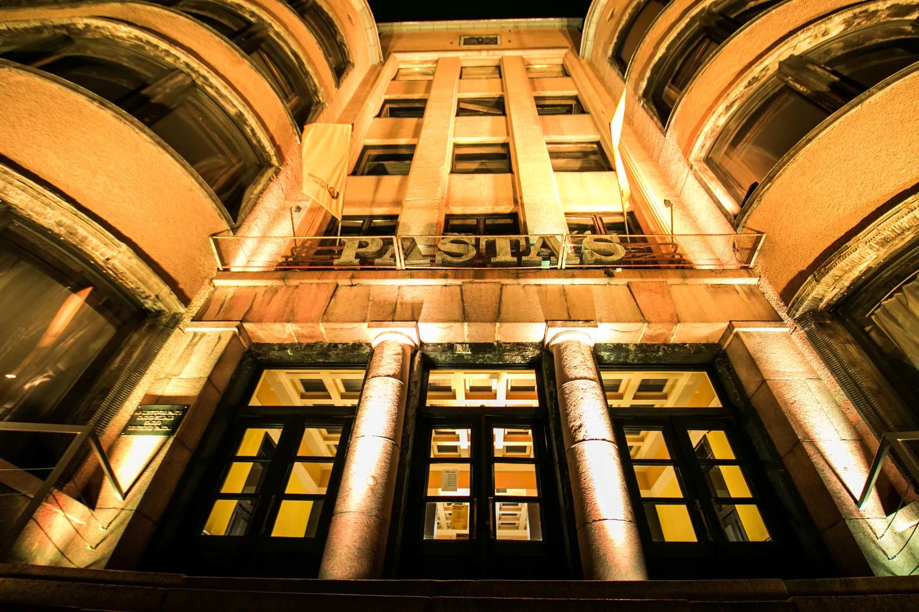 Spalvotas centrinis paštas