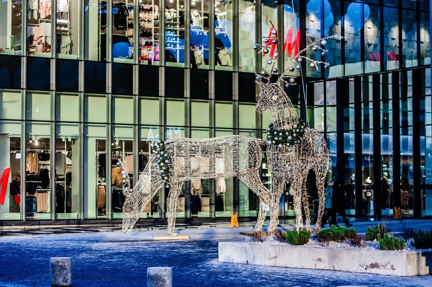 Atsinaujinęs prekybos centras "Mega"