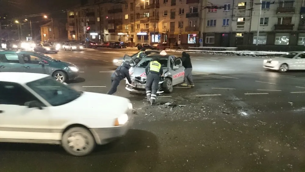 Avarija Taikos pr. ir Savanorių pr.