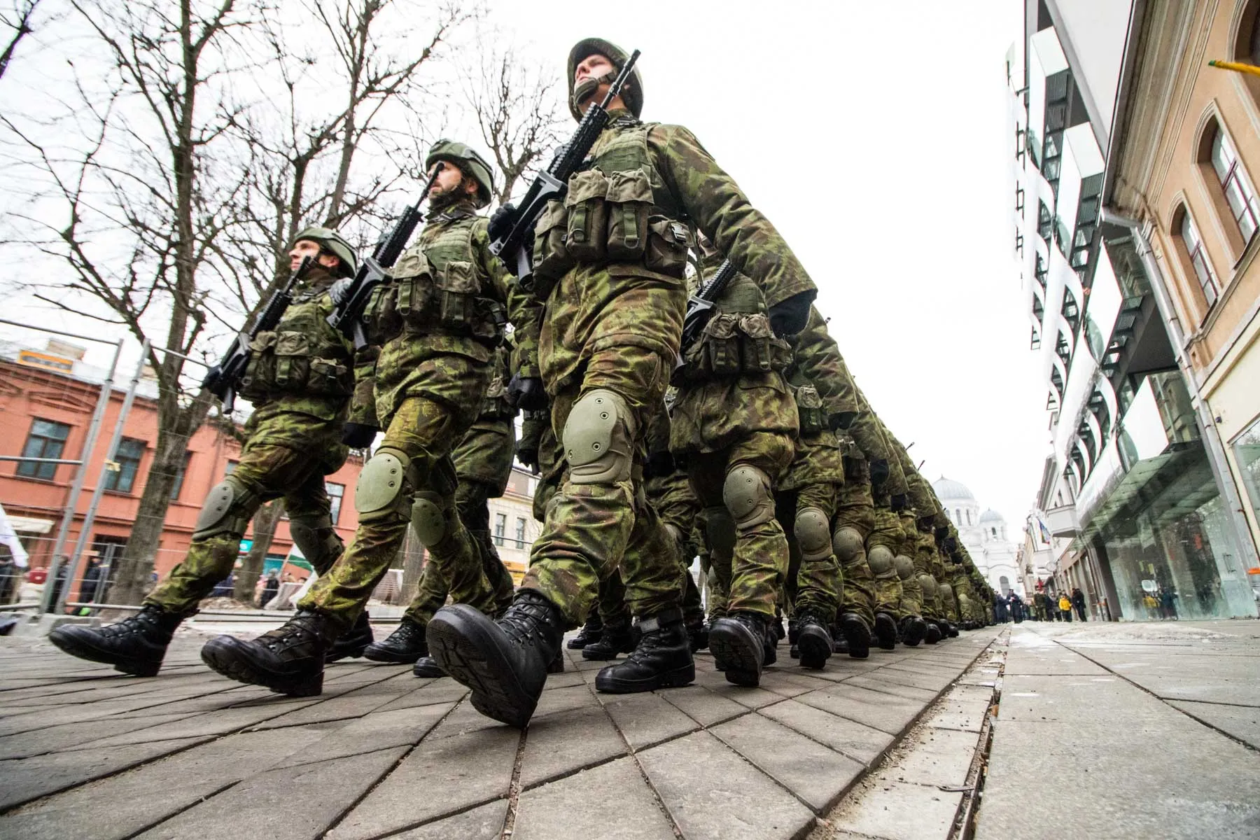 Kareiviai, kariuomenė, šauktiniai