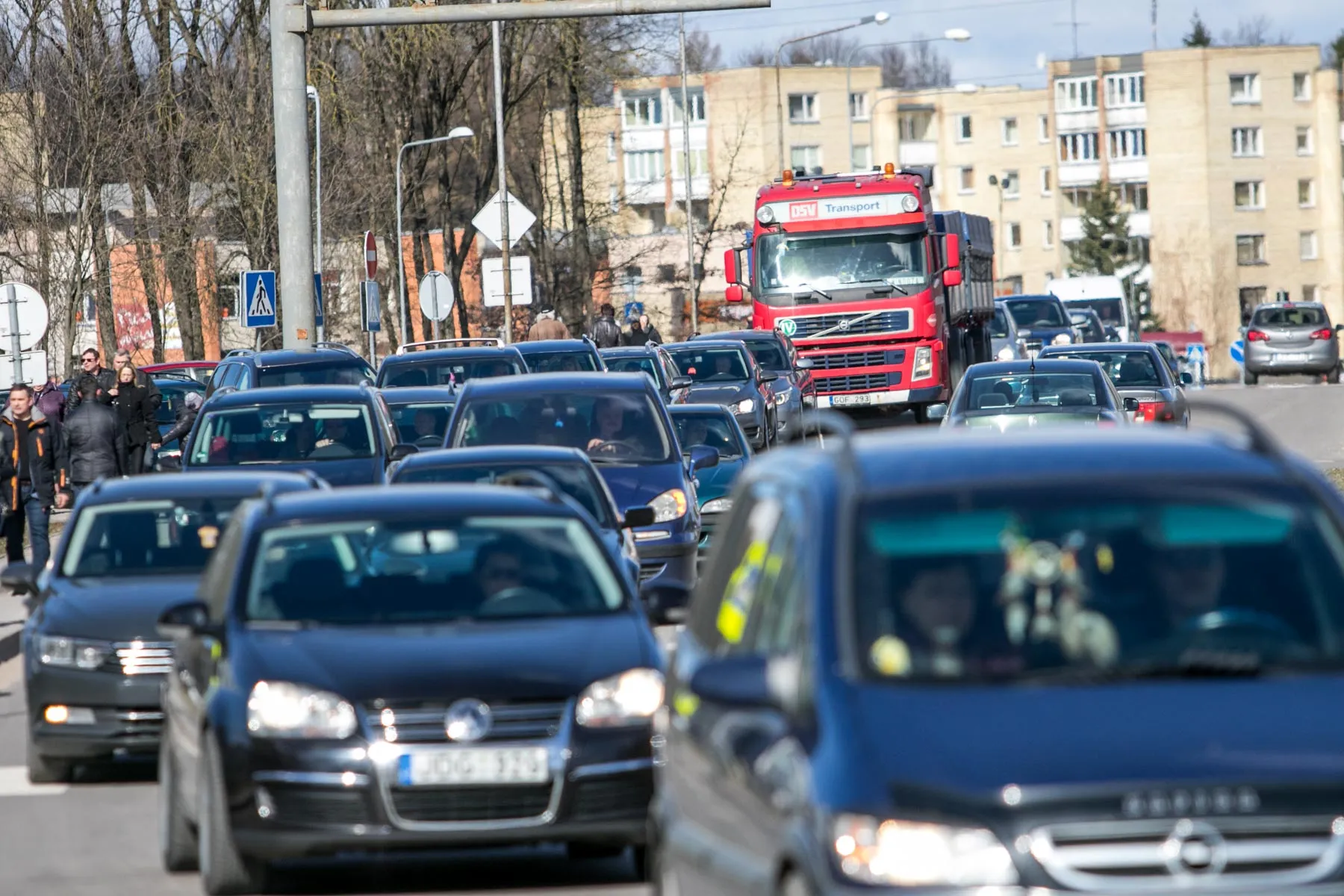 Spūstys prie Akademijos