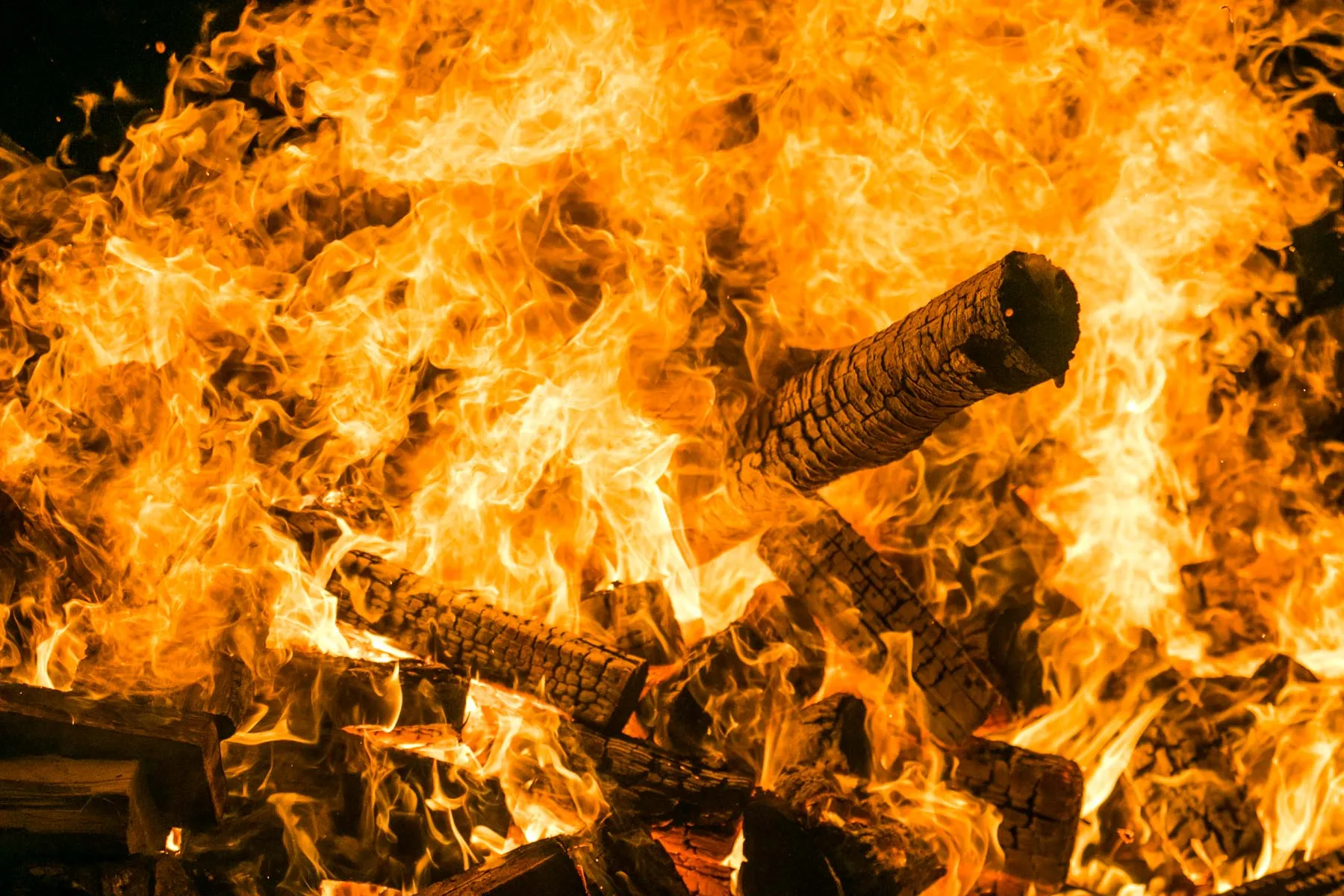 Ugnis, gaisras, liepsnos