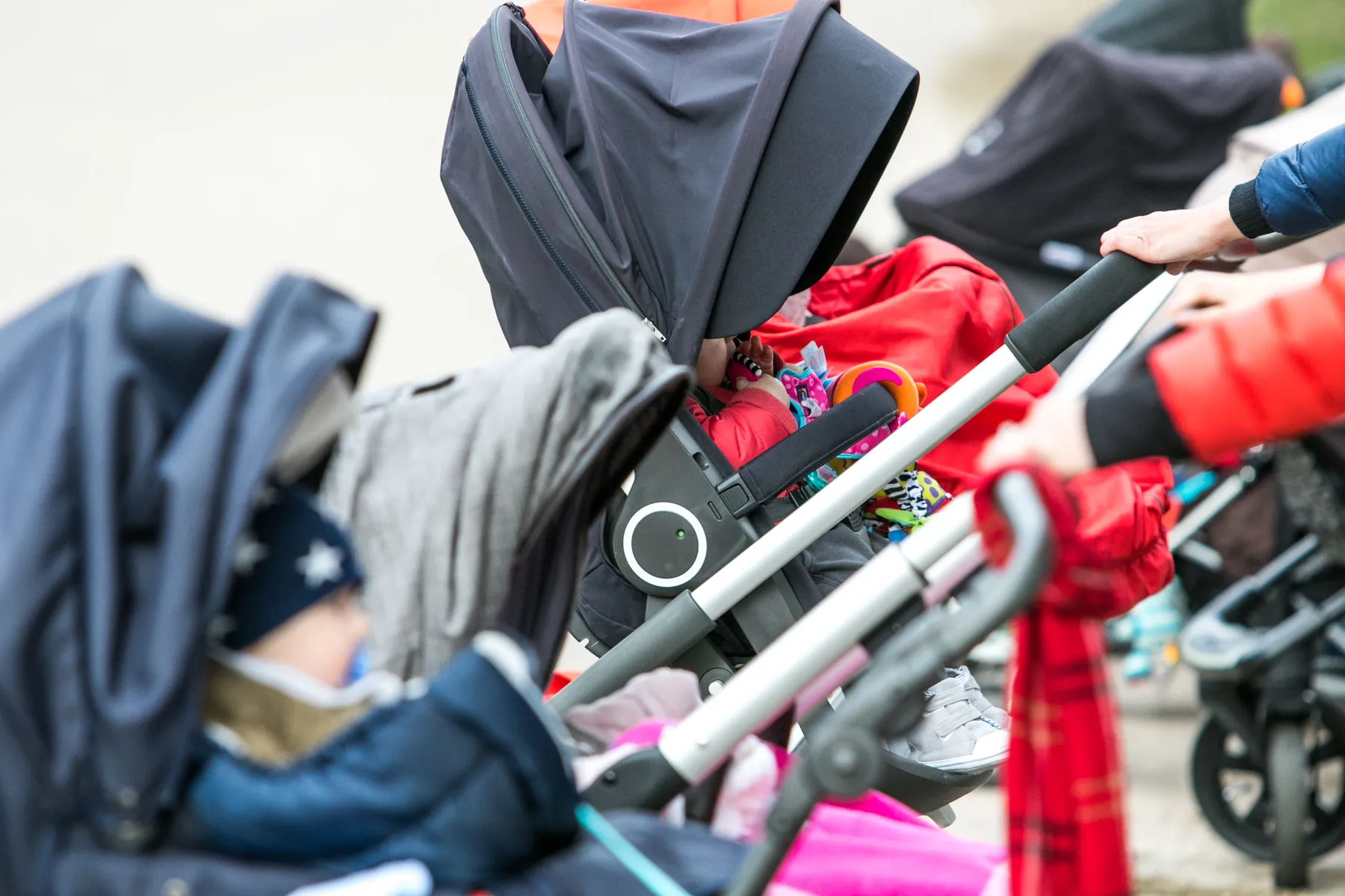 Mamos, vaikai, kūdikiai