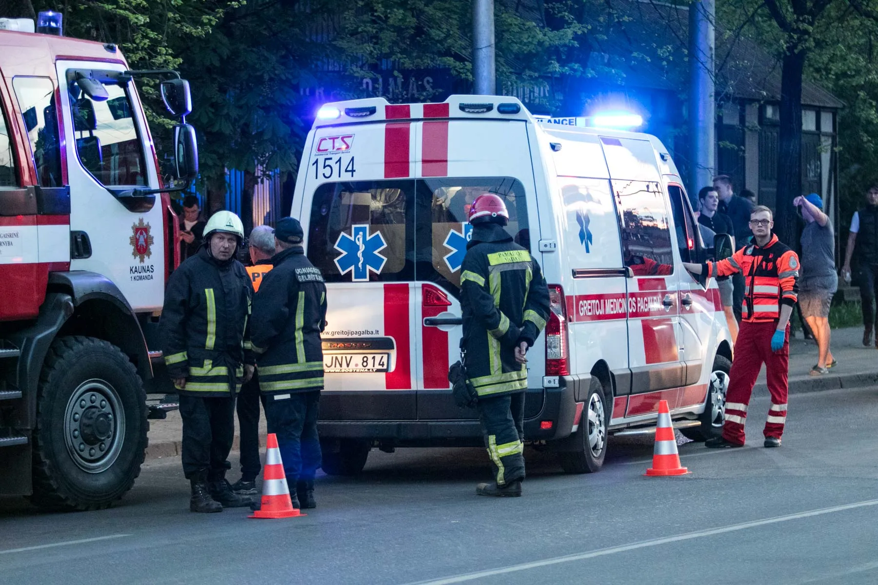 Greitoji, ugnigesiai, avarijaGreitosios medicinos pagalbos ekipažas pateko į avariją