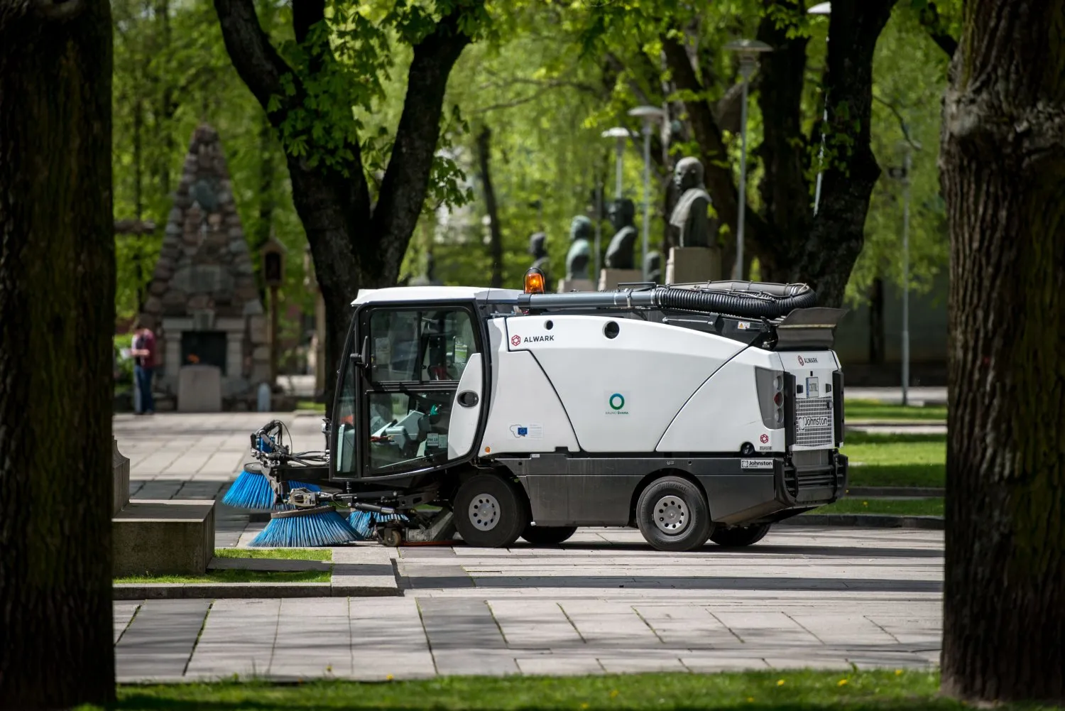 Naujos gatvių valymo mašinos Kaune