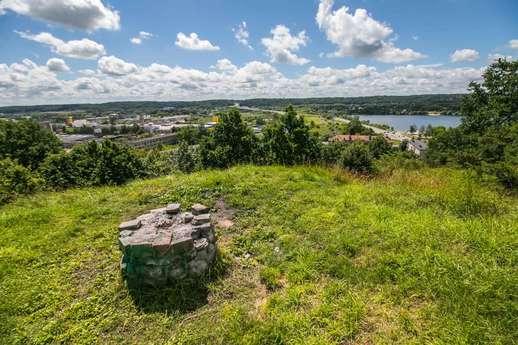 Veršvų ir Jiesios piliakalniai