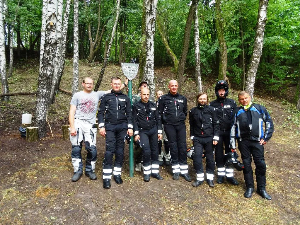 „Motobaltija“ turistų ralio dalyviai rinkosi ant Veršvų piliakalnio