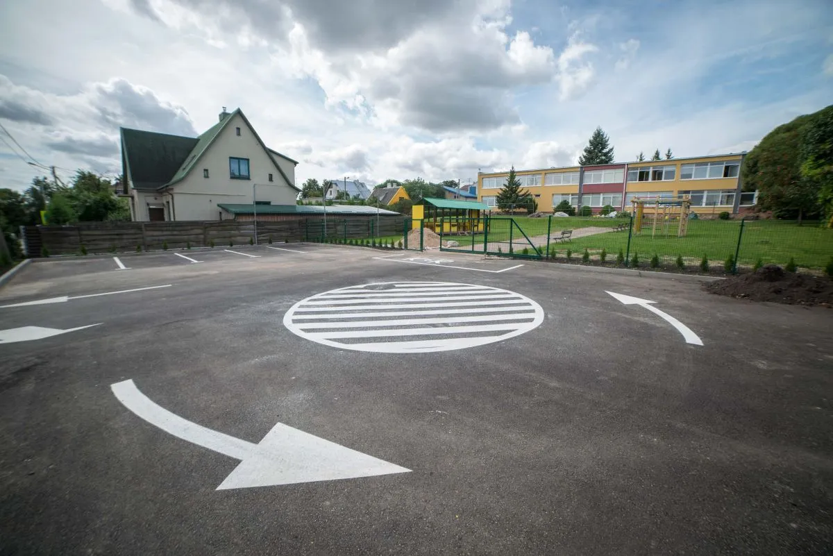 kiss and ride aikštelės