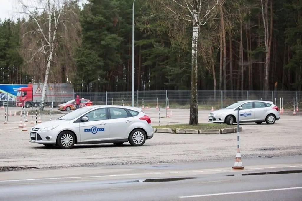 vairavimo-egzaminas-asociatyvi-nuotr-75422069