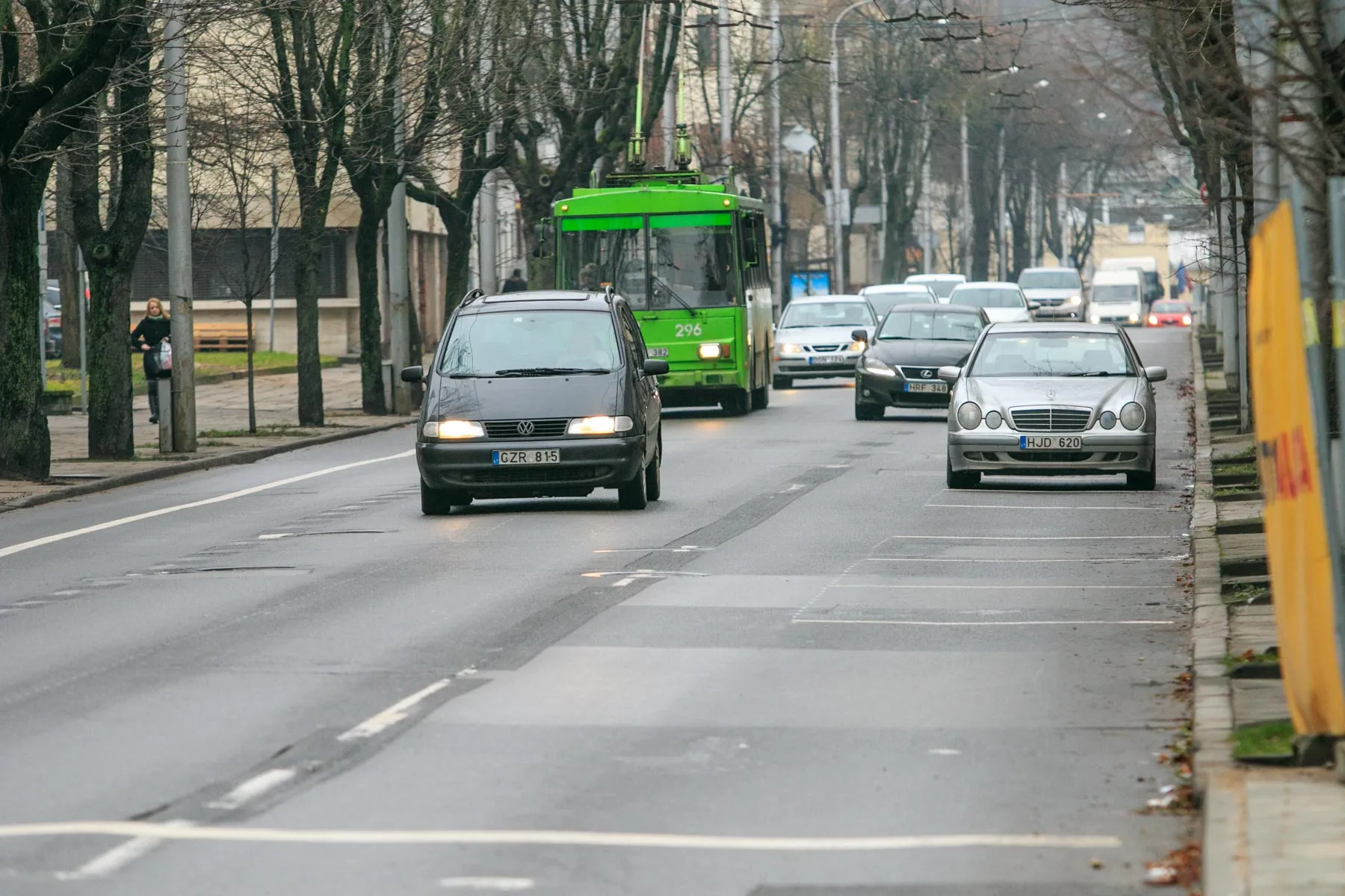 Naujos parkavimo vietos Kęstučio gatvėje