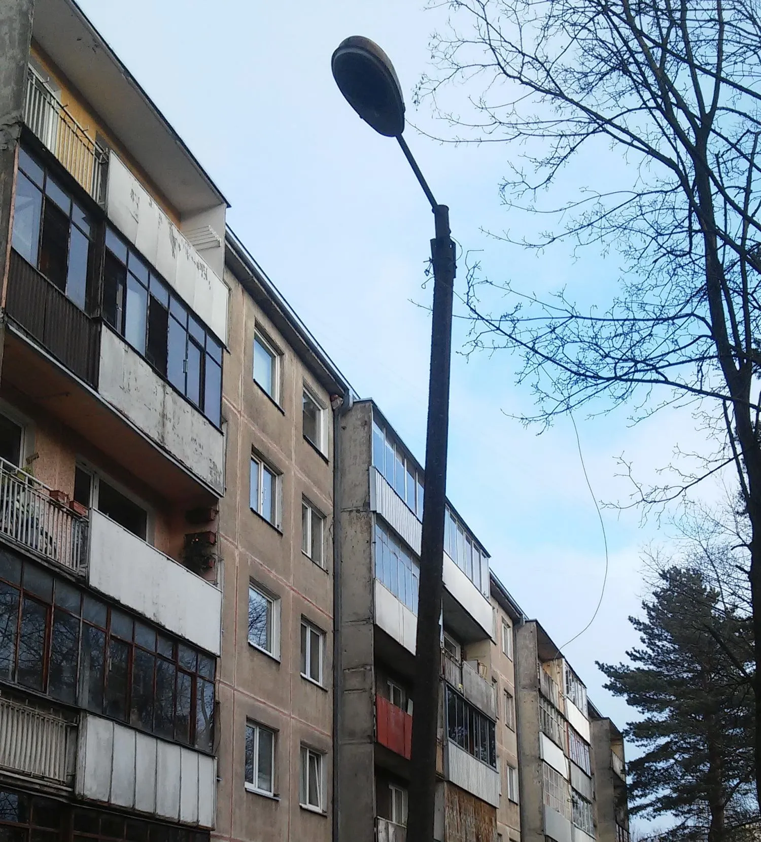 Sugedęs apšvietimas Vilijampolėje