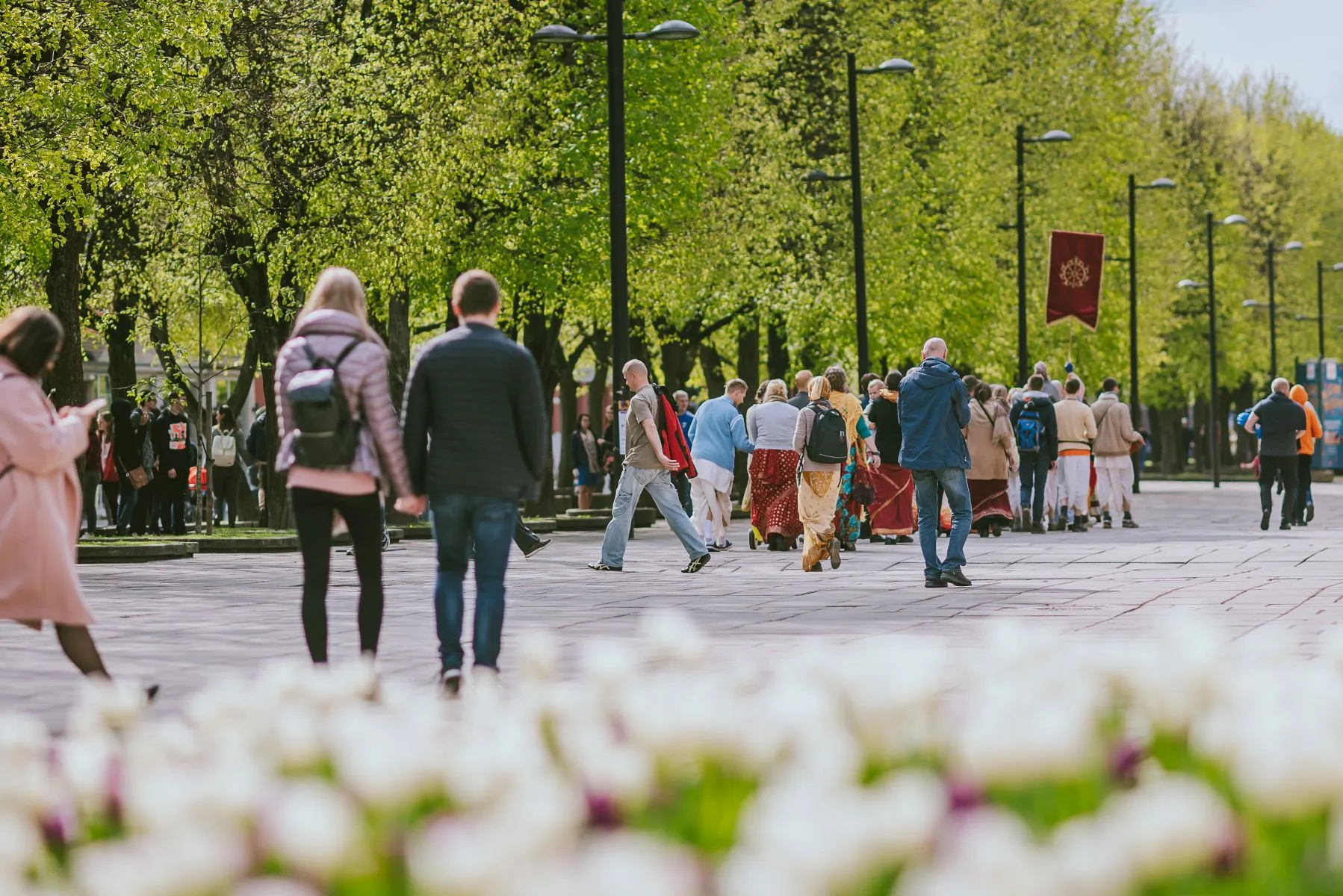 Kauniečiai džiaugiasi pavasariu