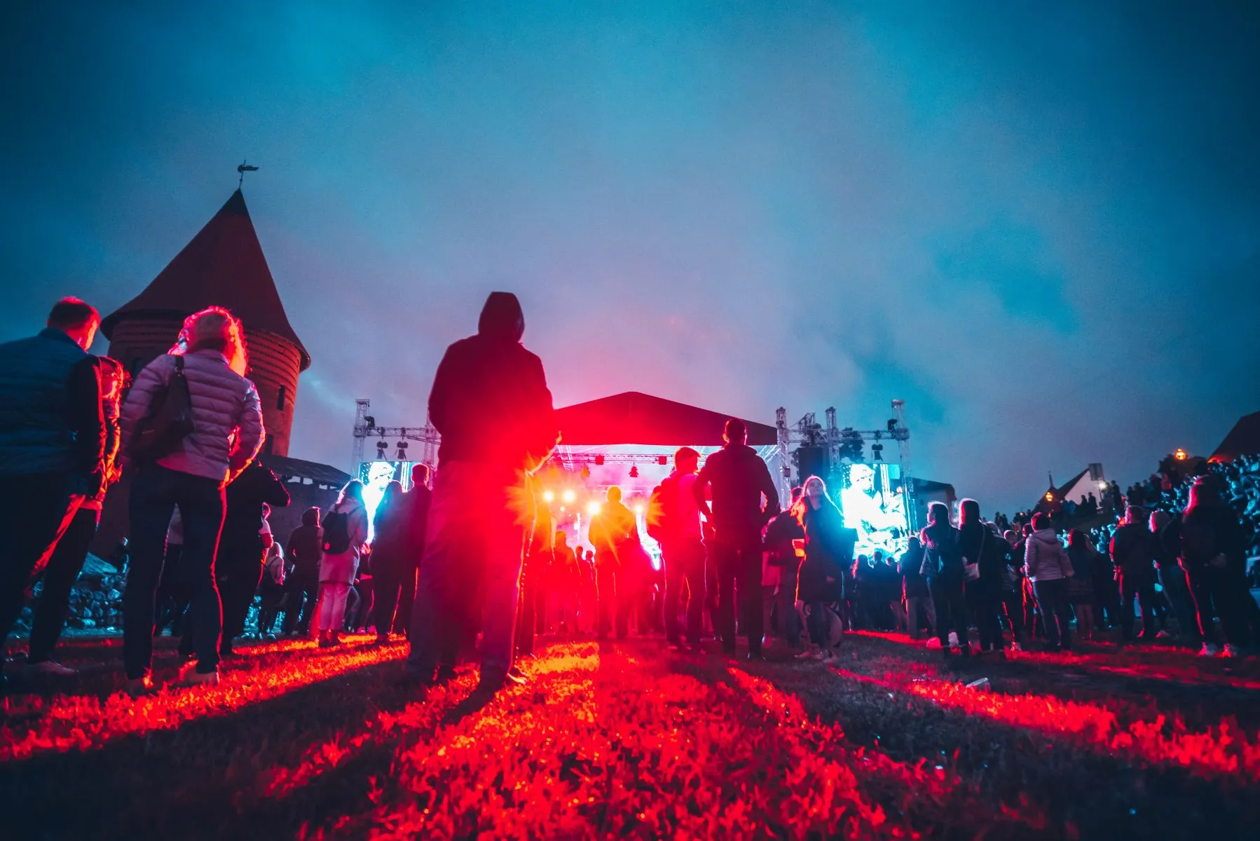 „Killer Queen“ koncertas prie Kauno pilies