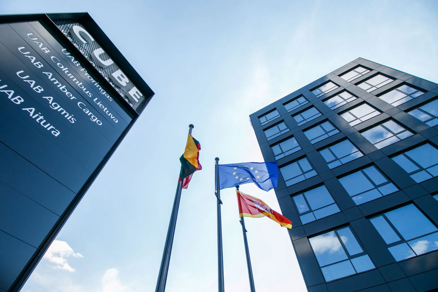 Atidarytas verslo centras „Cube“