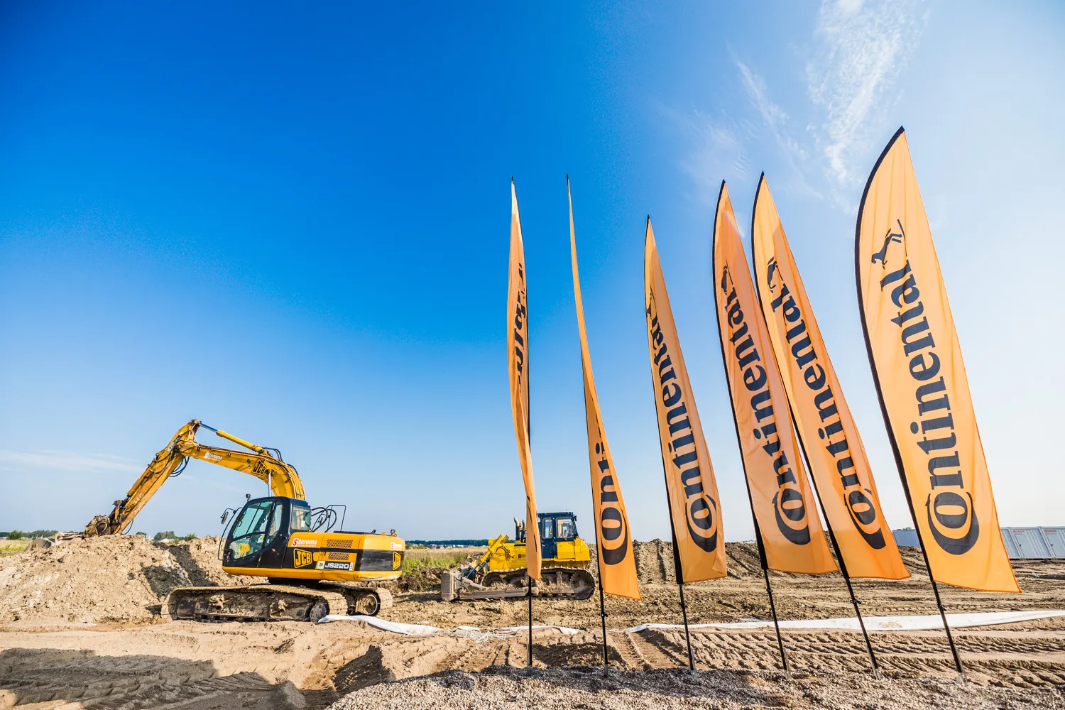 „Continental“ statybų pradžia