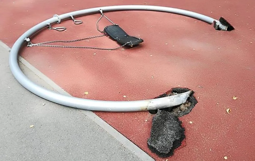 Sūpynės Dainavos parke