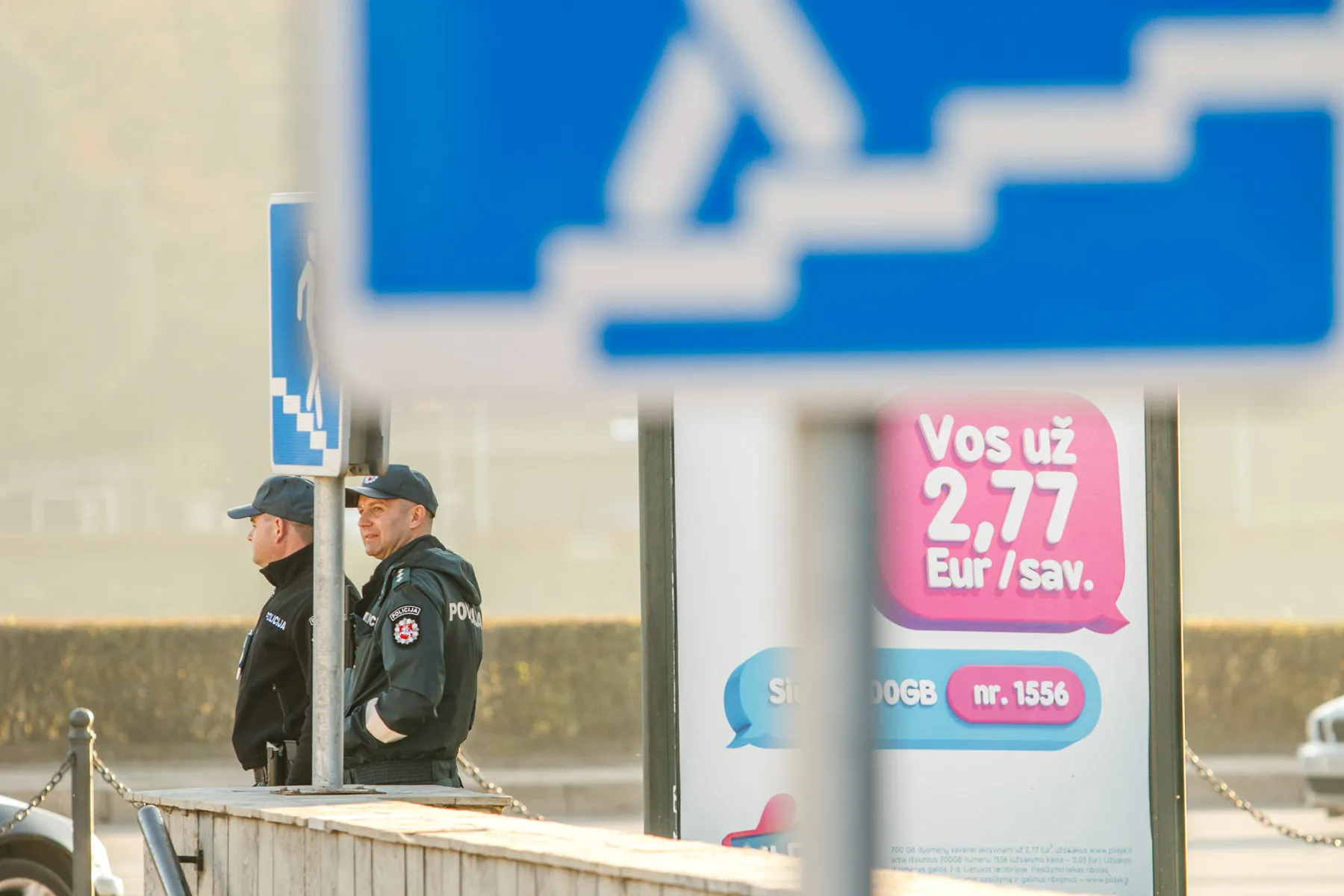 Policijos reidas Karaliaus Mindaugo prospekto ir Birštono gatvės sankryžoje