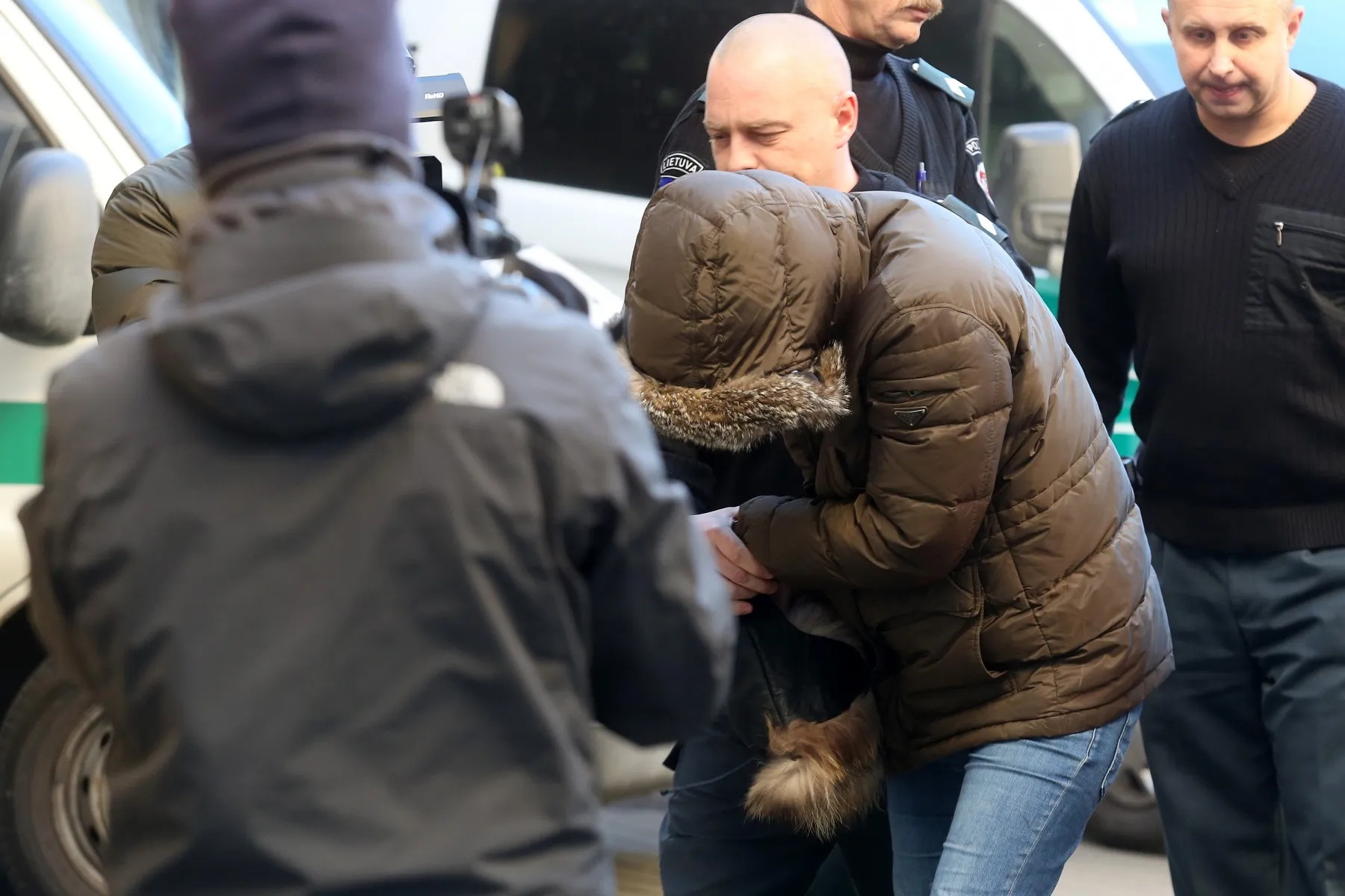 M. Mažeika atvesdintas į teismą