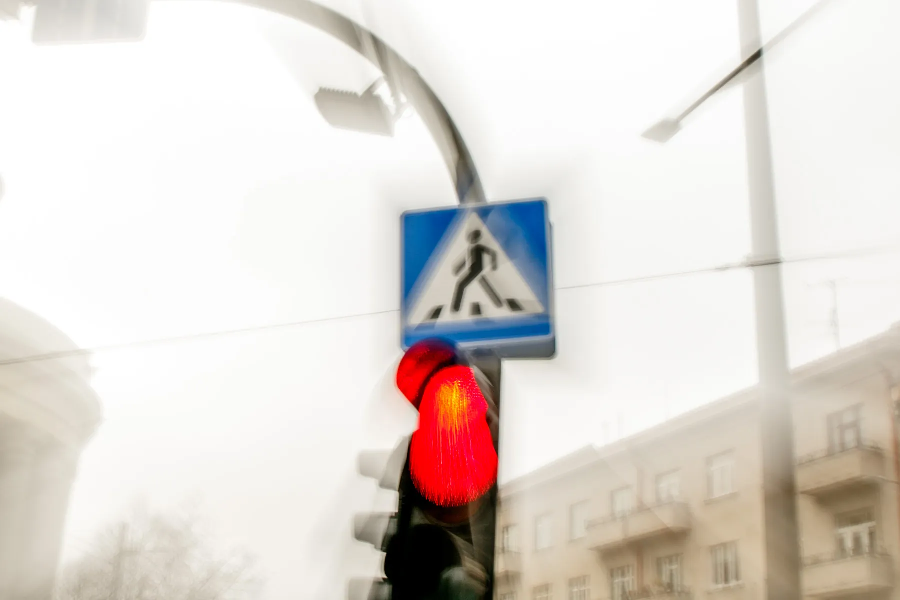 Šviesoforas E. Ožeškienės gatvėje