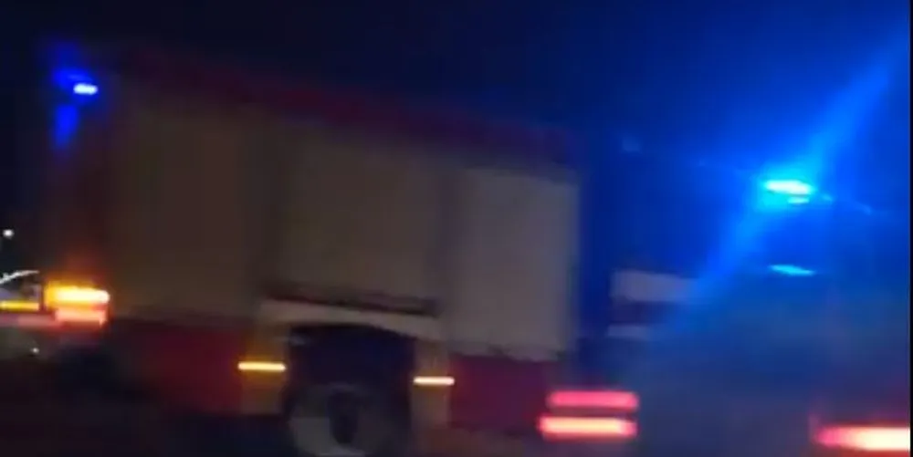 Gaisrinės ekipažas ant „Megos“ viaduko