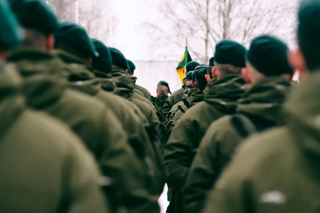 Lietuvos valstybei prisiekė beveik 500 šauktinių