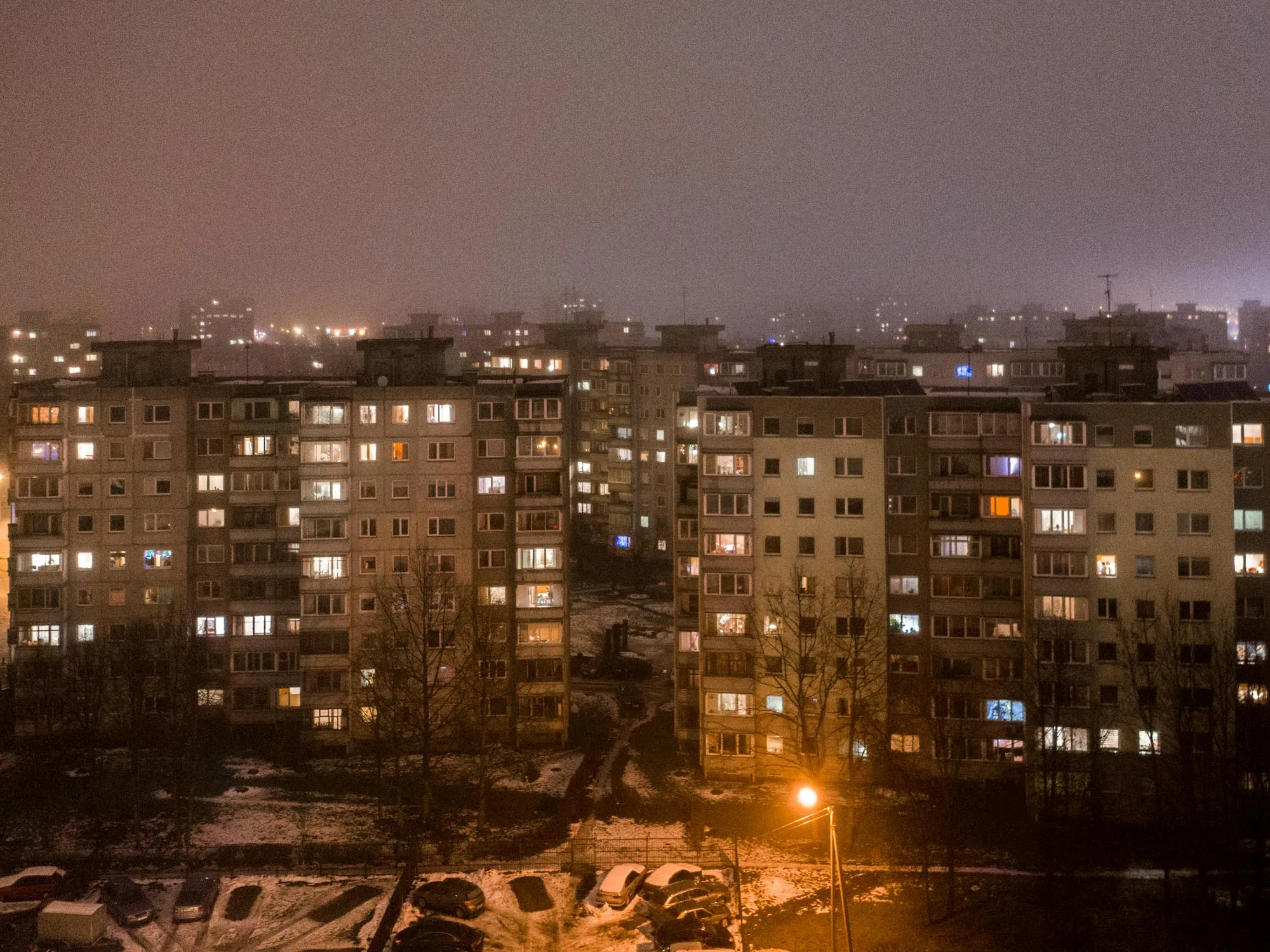 Daugiabučiai sutemus