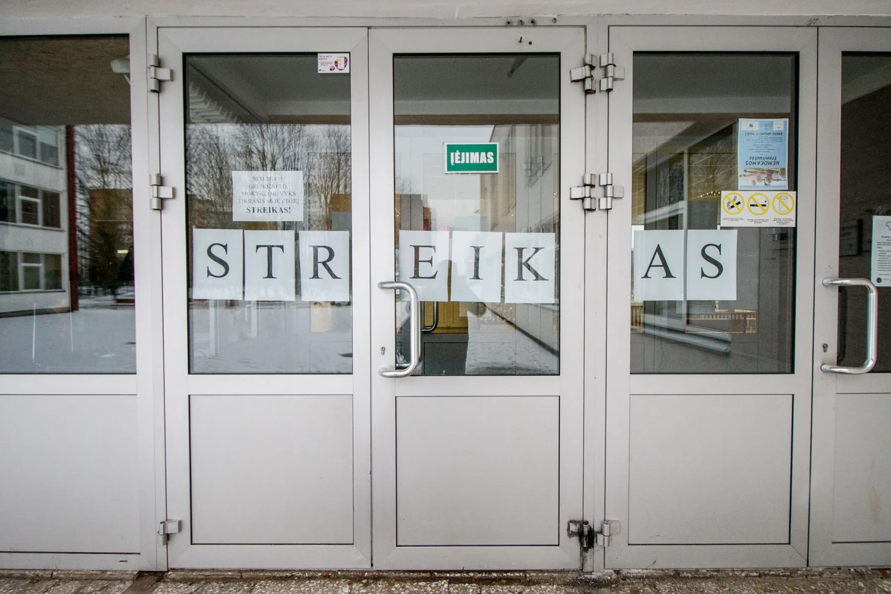 Streikuoja Garliavos mokyklos