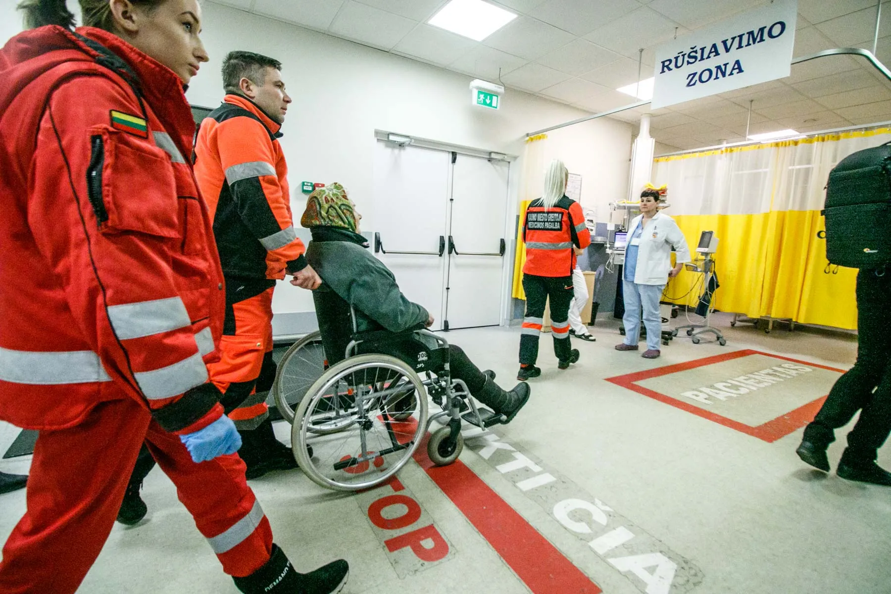 Kauno klinikose įdiegta pneumatinio pašto sistema, koronavirusas