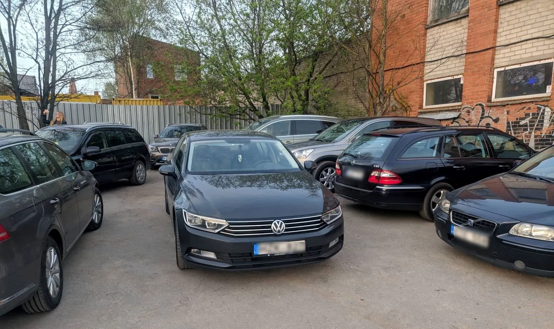 Automobilių aikštelė prie “Žalgirio“ arenos