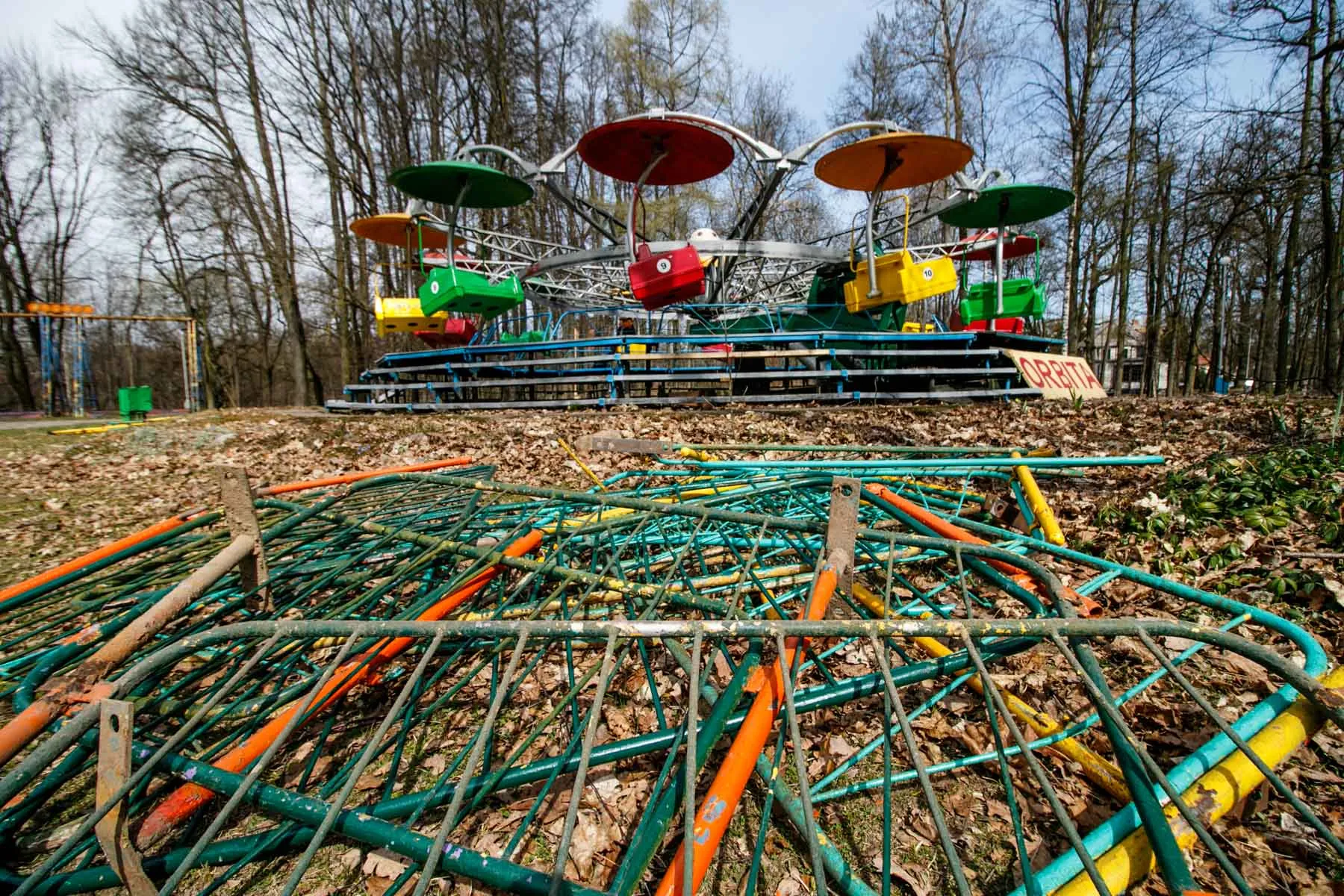 Išmontuojamos Vytauto parko karuselės