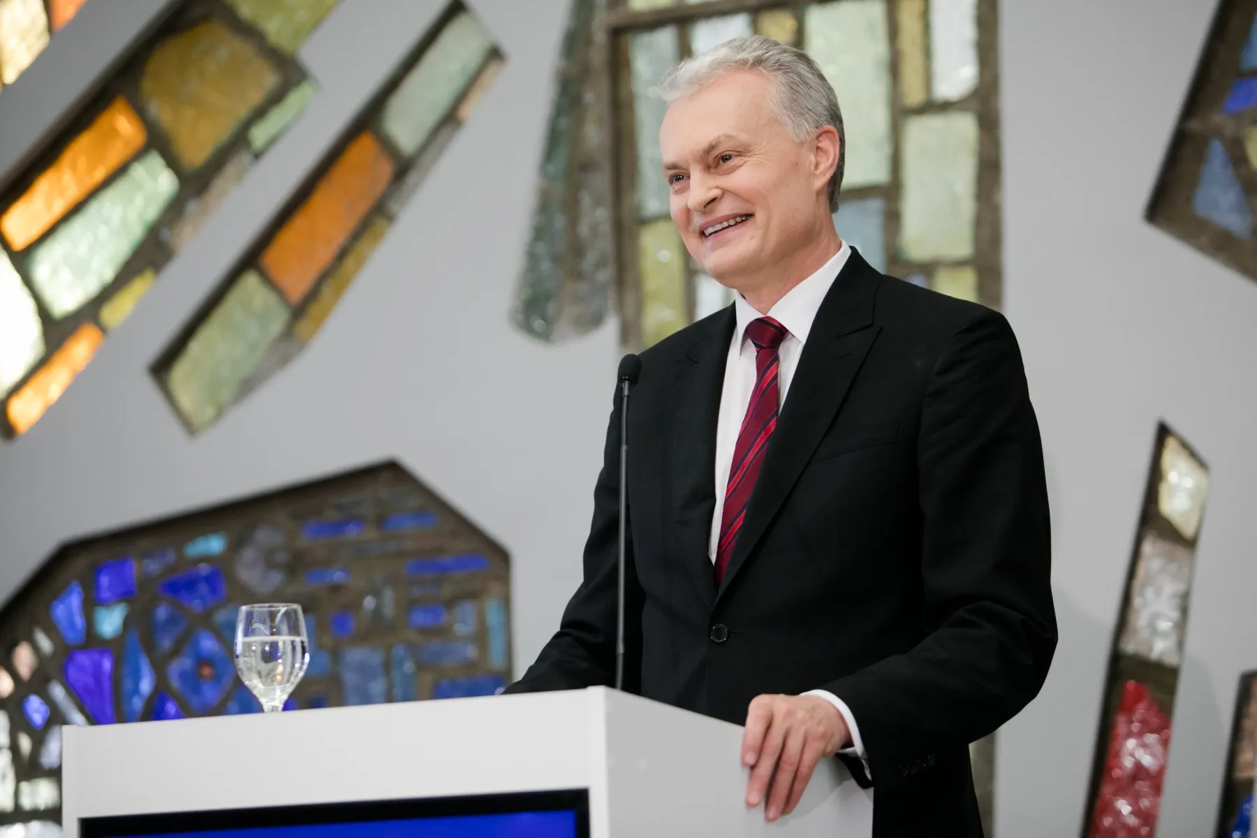 Gitanas Nausėda spaudos konferencijoje