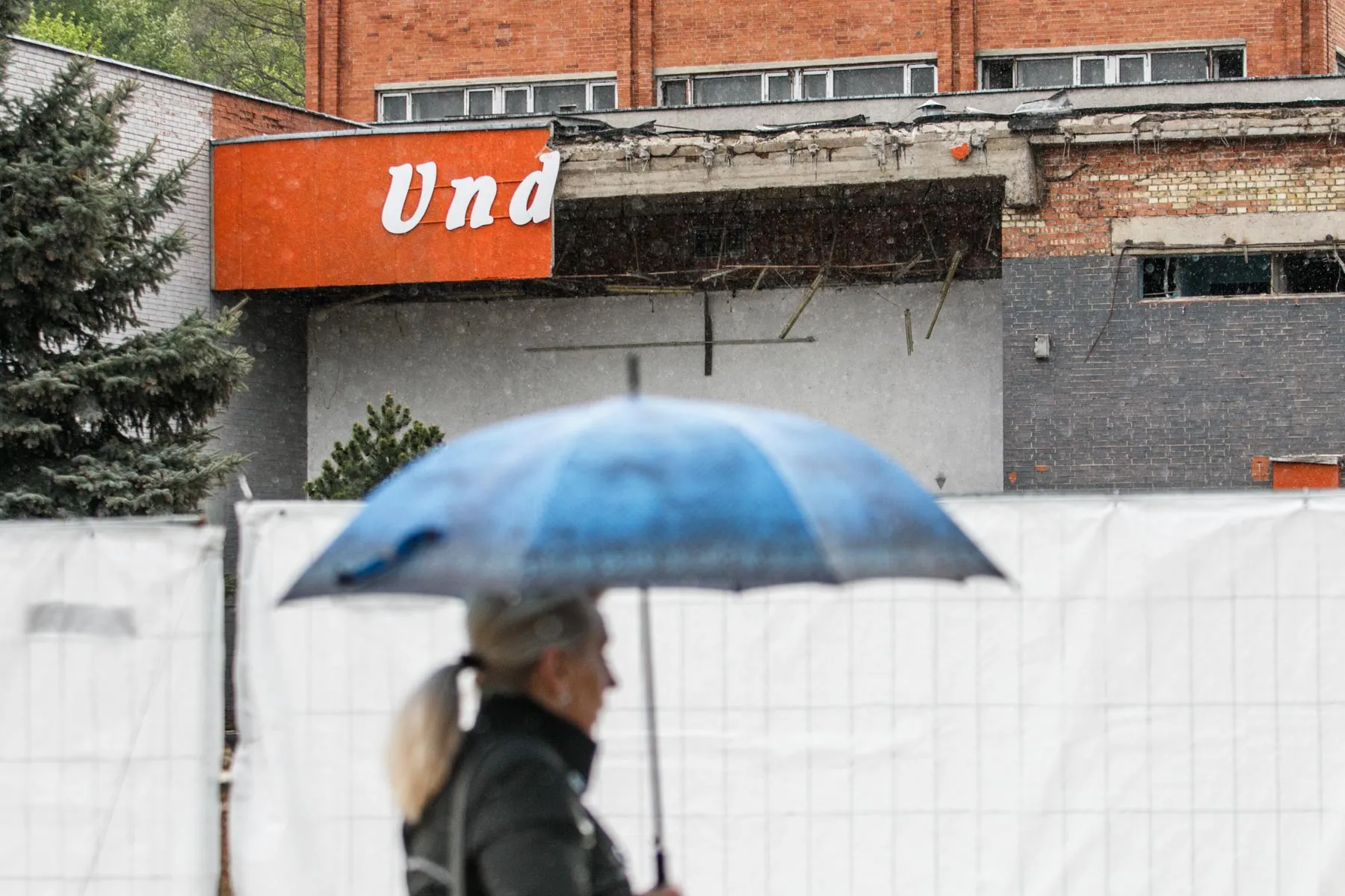 „Undinės“ griovimo darbai