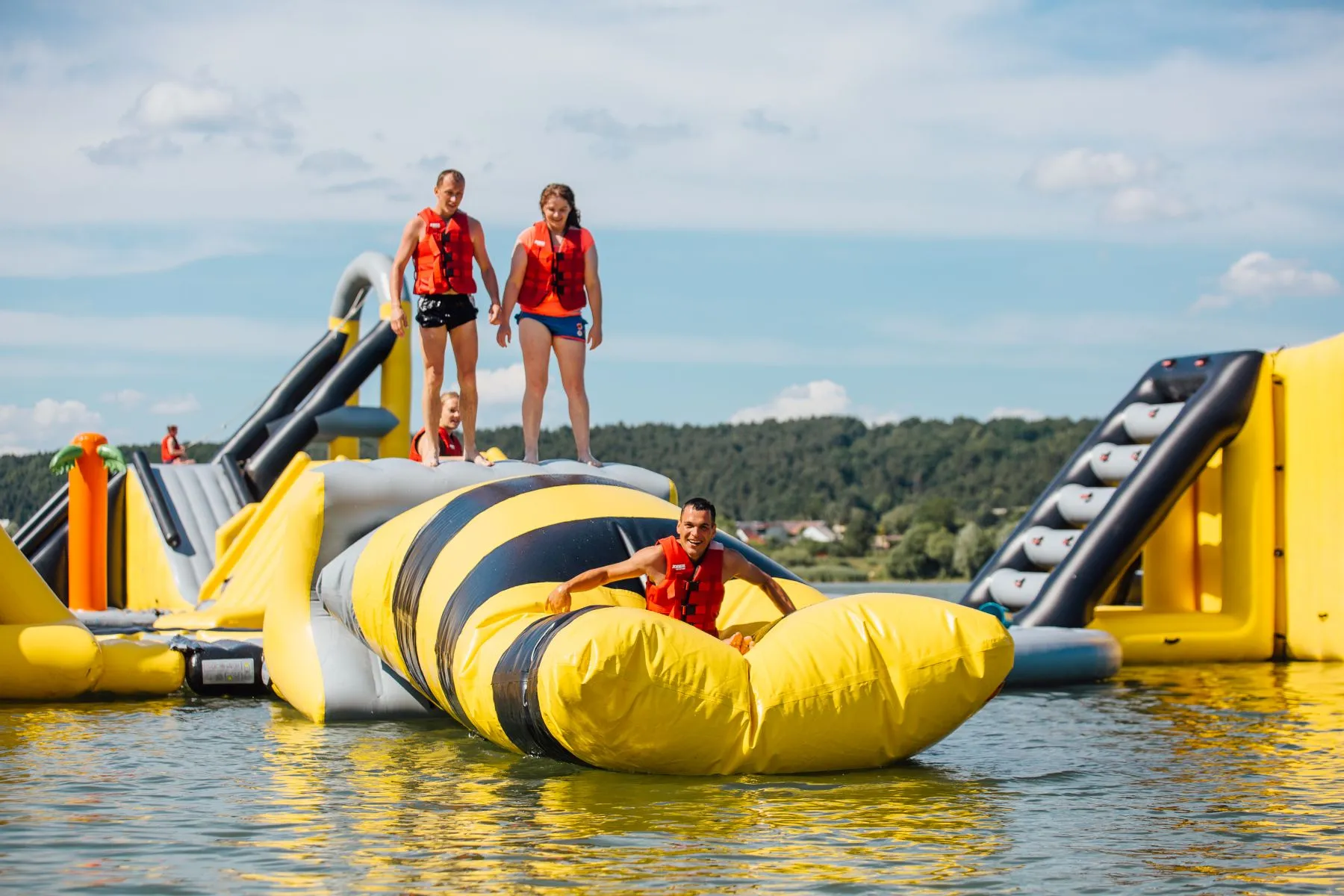 „Water Inn“ vandens plaukmenų fiesta Lampėdžiuose