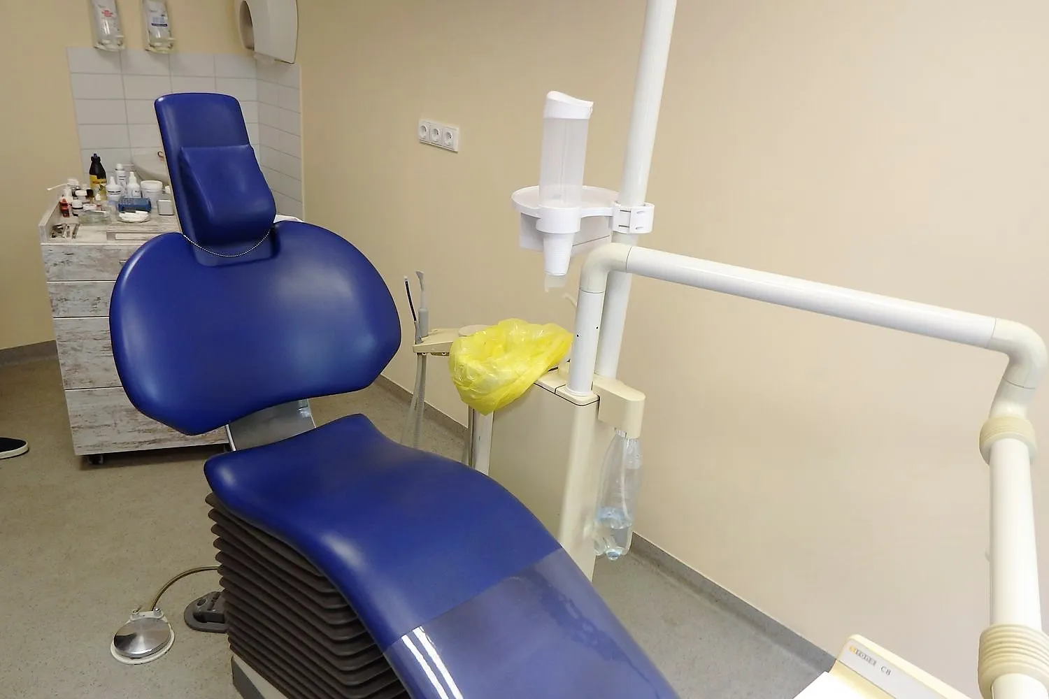 Nelegalios odontologijos paslaugos Kaune, dantistas