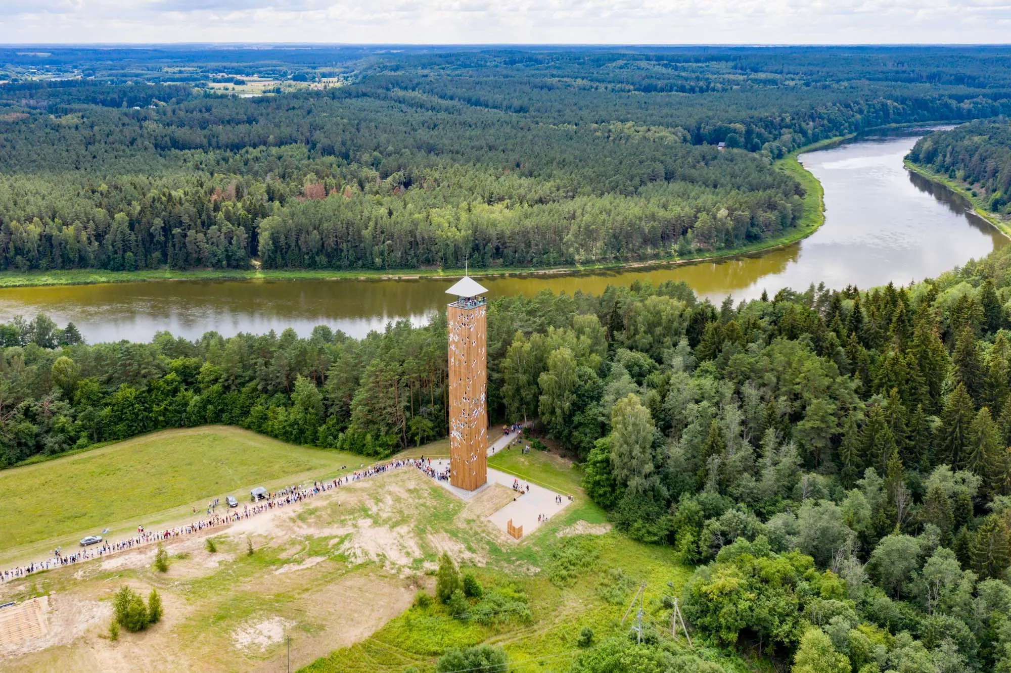 Eilės prie Birštono apžvalgos bokšto