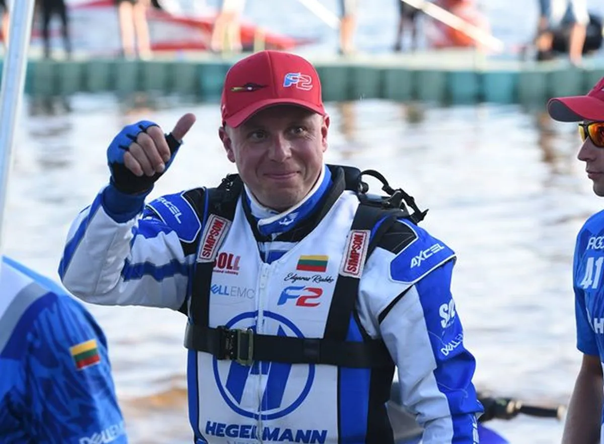 Edgaras Riabko, F2 vandens formulės