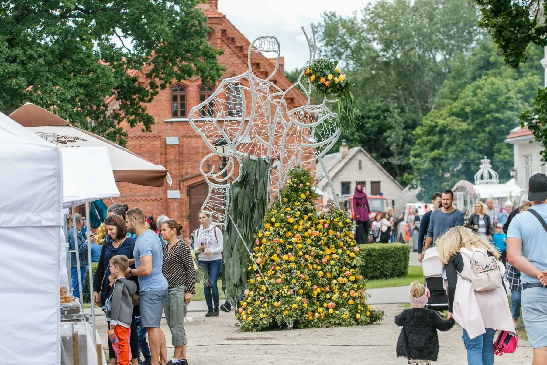 Liepos 6-osios šventė Raudondvaryje