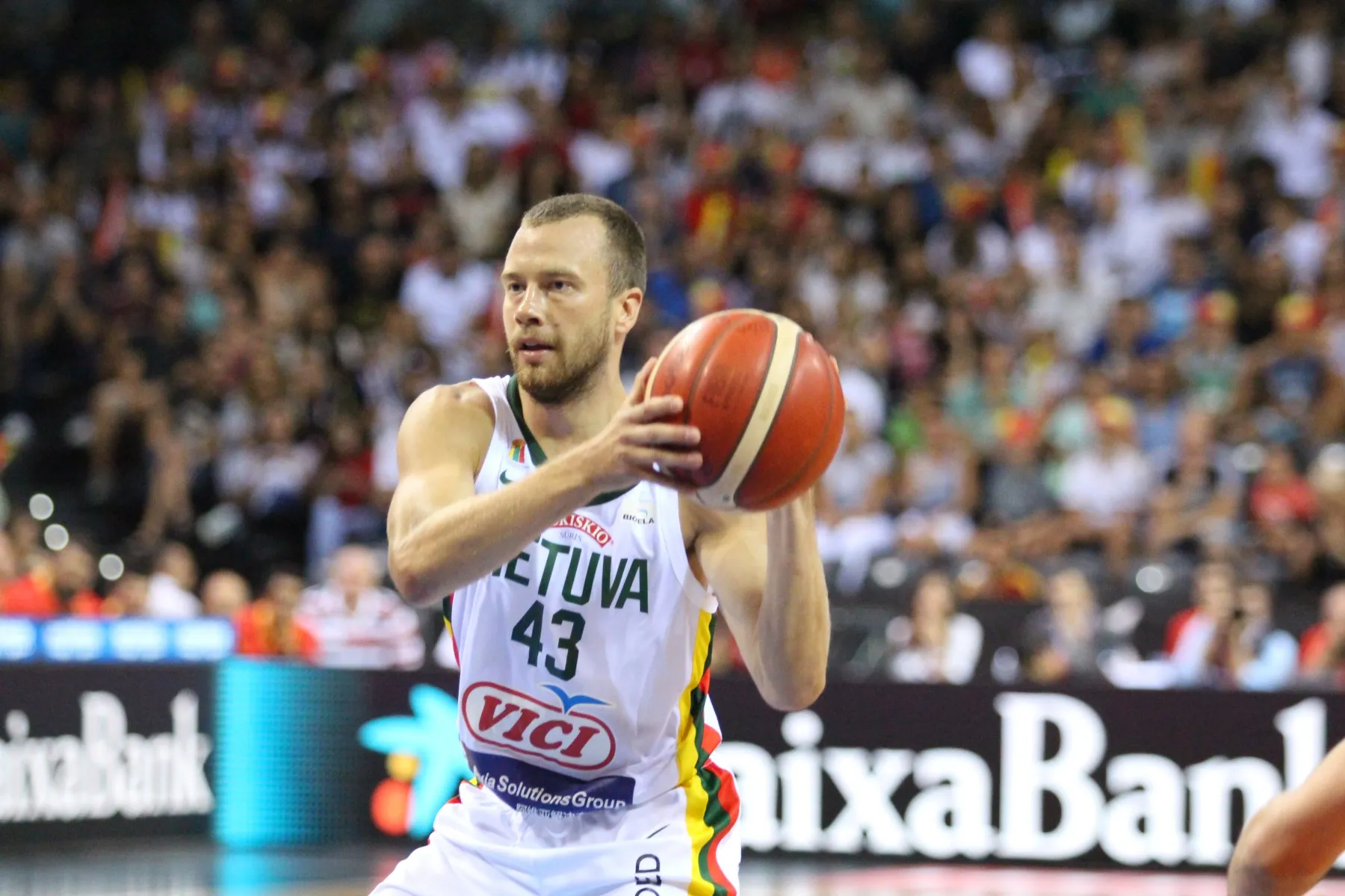 Pirmos Lietuvos rinktinės varžybos